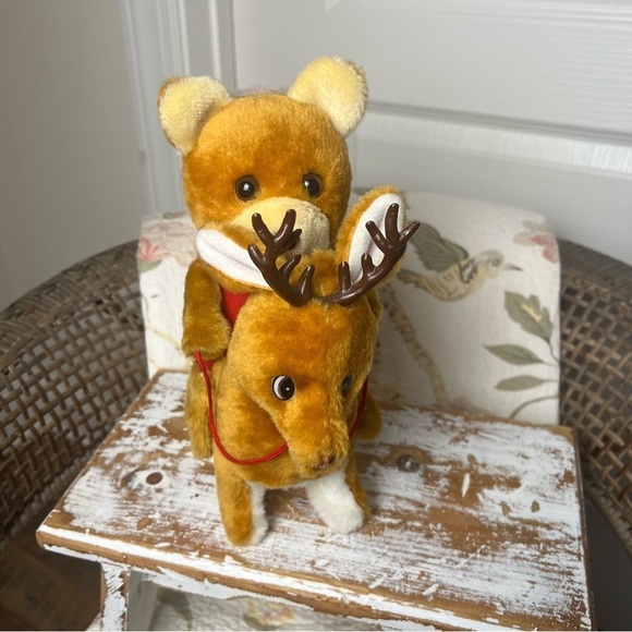 Vintage Musical Tree Mates Plush Christmas Bear on Rudolph - Picture 1 of 6